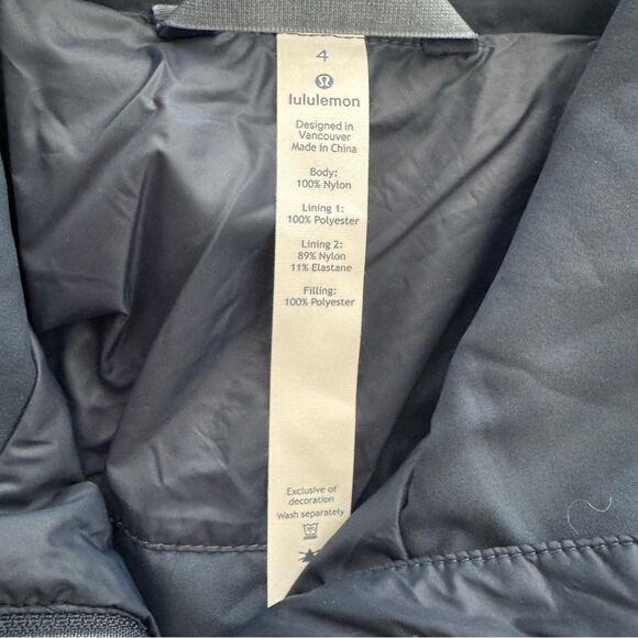Lululemon gather and go crop nylon navy blue zip jacket size 4 - Picture 3 of 6